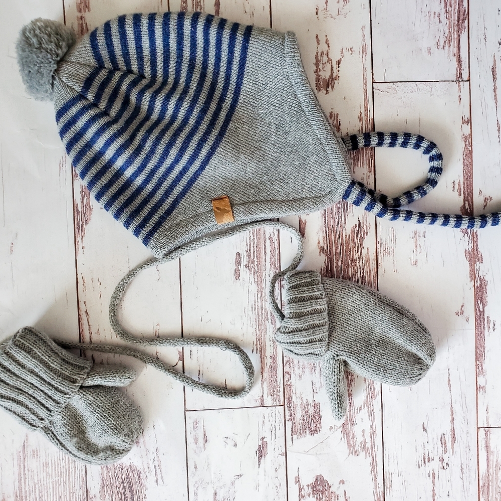 Hat and Mittens
